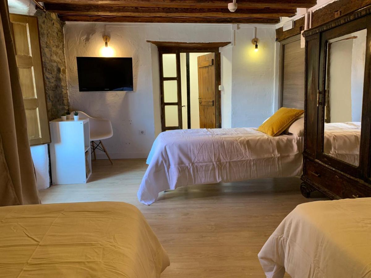 Maison del Arc Jaca Extérieur photo