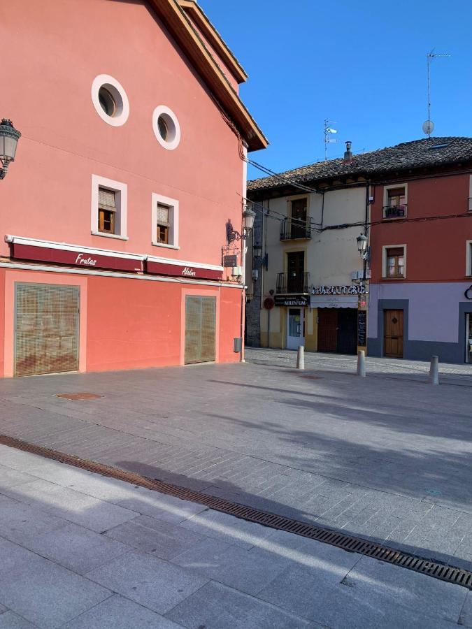 Maison del Arc Jaca Extérieur photo
