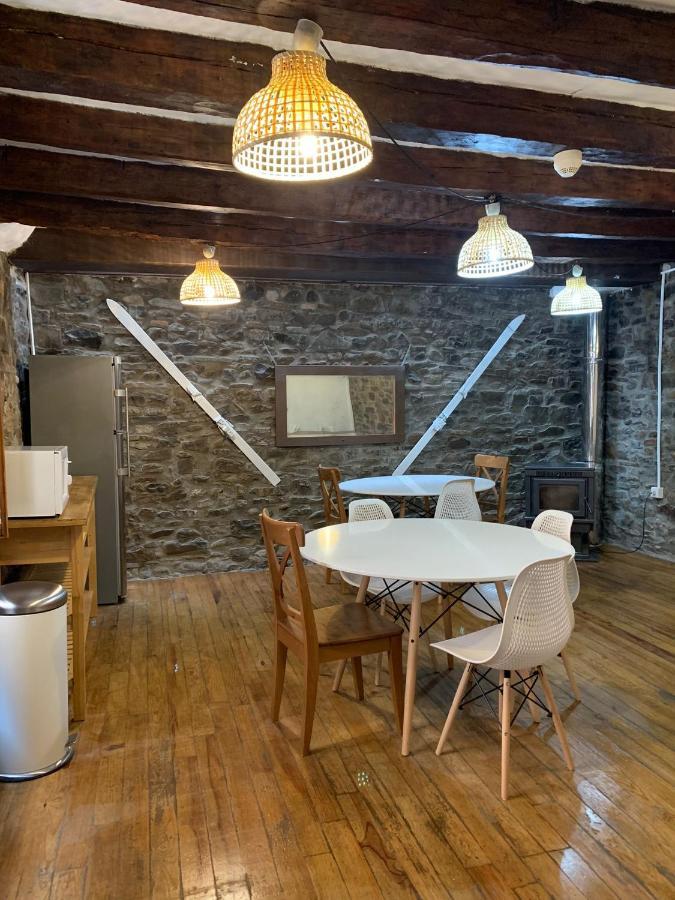 Maison del Arc Jaca Extérieur photo