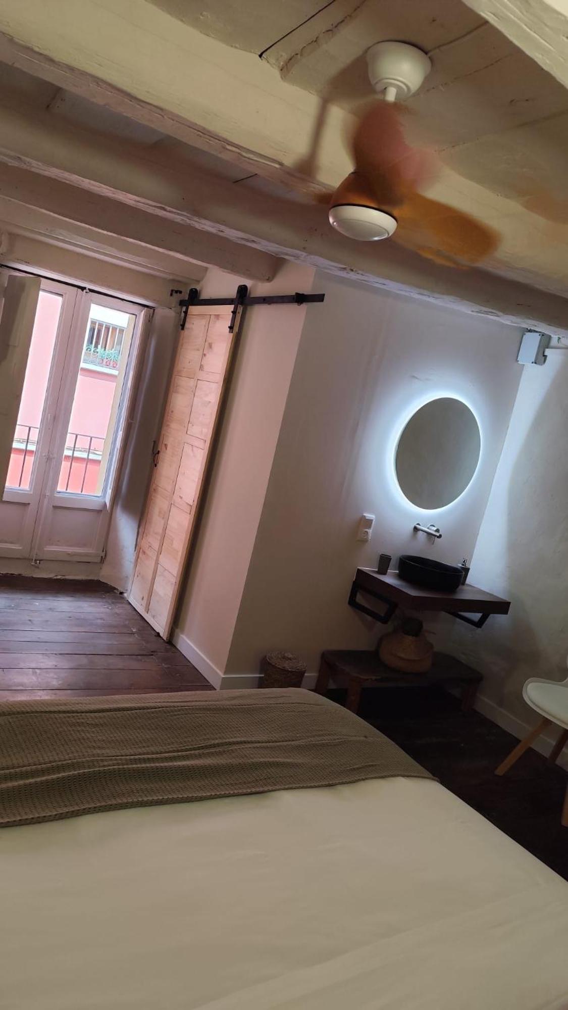 Maison del Arc Jaca Extérieur photo